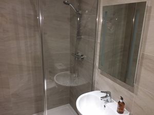 Photo 14- click for photo gallery